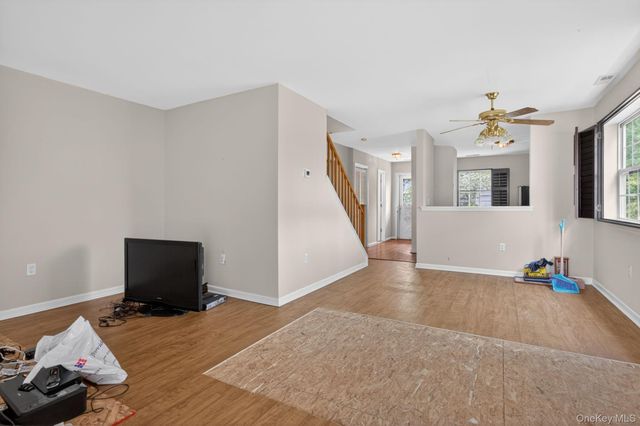 98 Lois Lane, Monroe, NY 10950