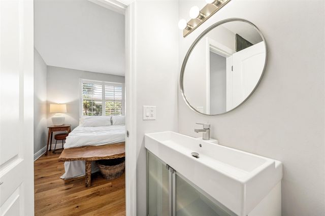 998 E Jeffery Street, Boca Raton, FL 33487