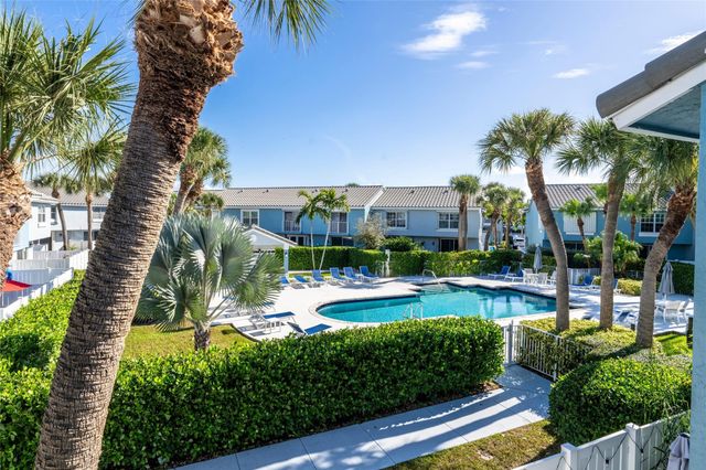 998 E Jeffery Street, Boca Raton, FL 33487