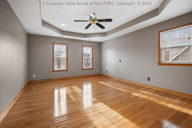 1140 Hickory Mills Road, Hurricane, WV 25526