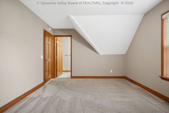 1140 Hickory Mills Road, Hurricane, WV 25526