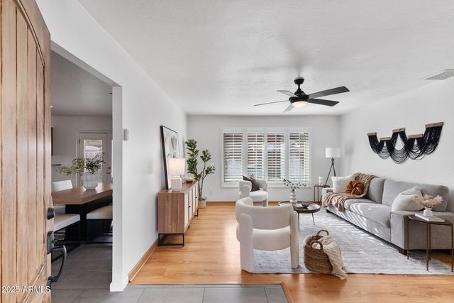 8517 E THOMAS Road, Scottsdale, AZ 85251