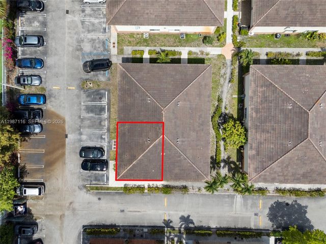 6755 NW 182nd St 104, Hialeah, FL 33015
