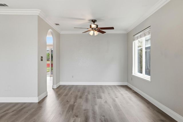 3744 N Country Dr, Antelope, CA 95843