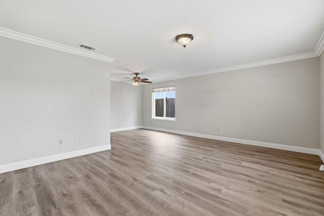 3744 N Country Dr, Antelope, CA 95843