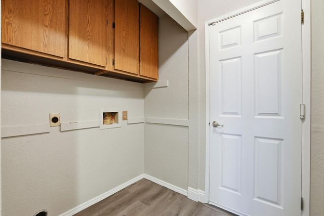 3744 N Country Dr, Antelope, CA 95843