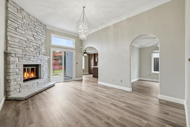 3744 N Country Dr, Antelope, CA 95843