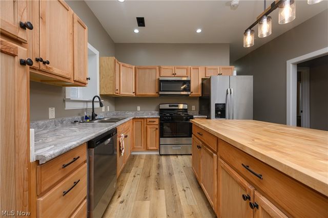 311 George Street, Barberton, OH 44203