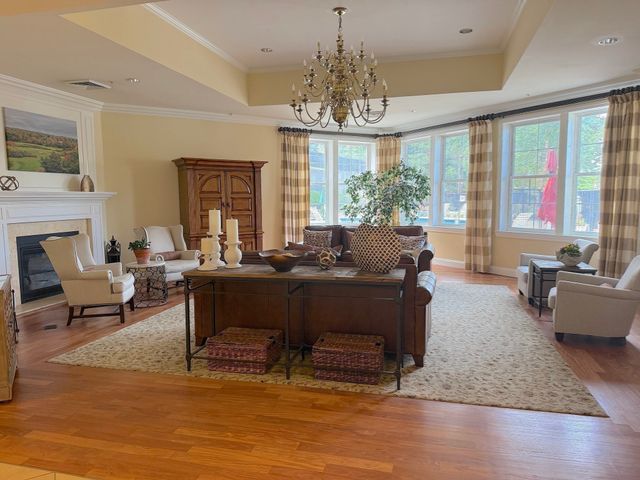 36 Village Road 704, Middleton, MA 01949
