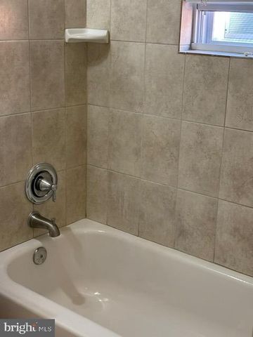 2429 IRVING ST SE, Washington, DC 20020