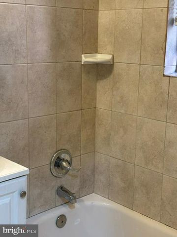 2429 IRVING ST SE, Washington, DC 20020