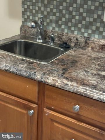 2429 IRVING ST SE, Washington, DC 20020