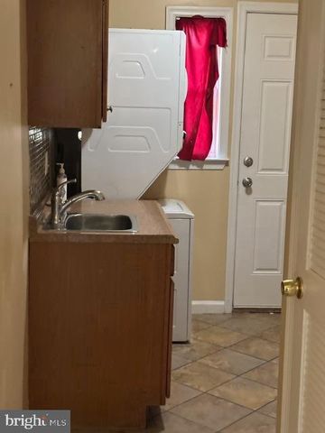 2429 IRVING ST SE, Washington, DC 20020