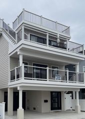 101 Wisconsin Street, Long Beach, NY 11561