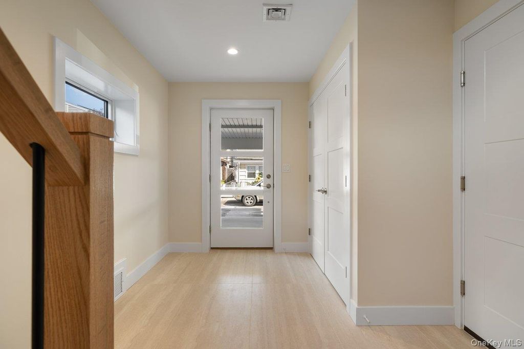 101 Wisconsin Street, Long Beach, NY 11561 — photo 2