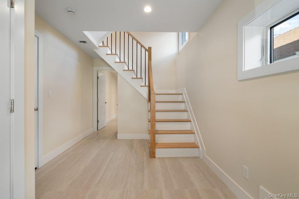 101 Wisconsin Street, Long Beach, NY 11561 — photo 3