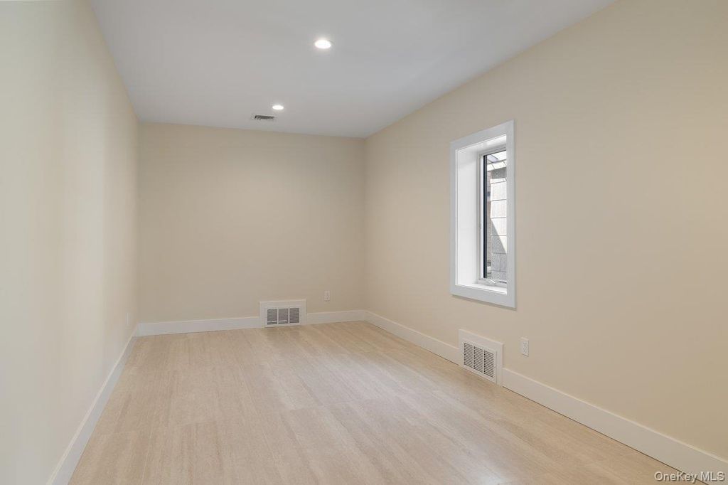 101 Wisconsin Street, Long Beach, NY 11561 — photo 4