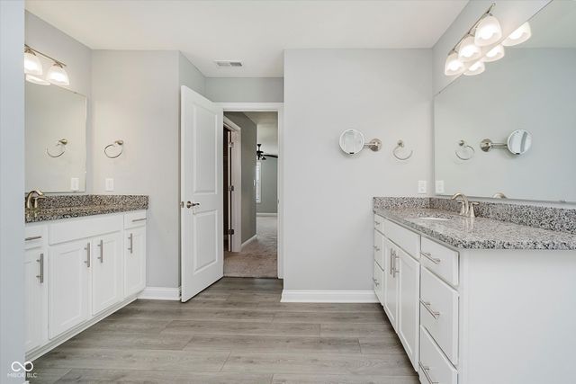 6032 Dugan Drive, Whitestown, IN 46075