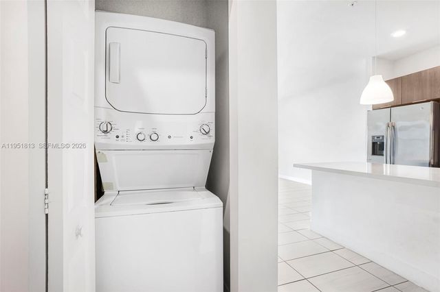 7865 NW 104th Ave 33, Doral, FL 33178