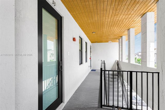 7865 NW 104th Ave 33, Doral, FL 33178