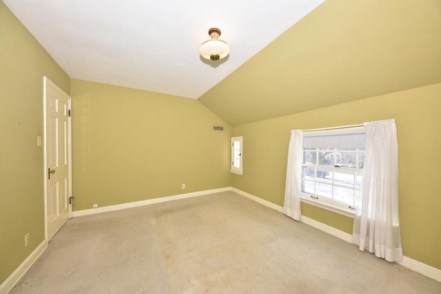 4480 N Ardmore AVENUE, Shorewood, WI 53211