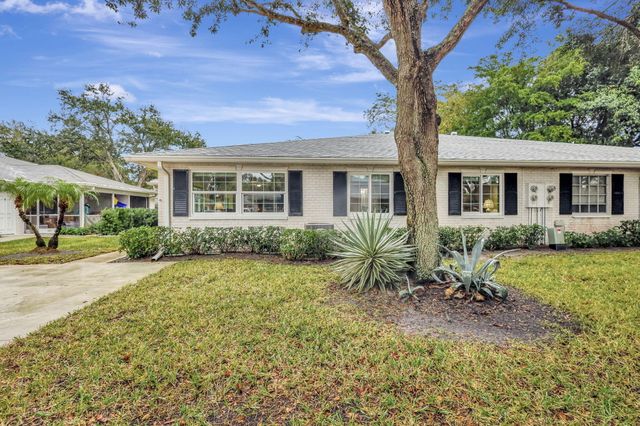 10164 S 45th Way Way, Boynton Beach, FL 33436