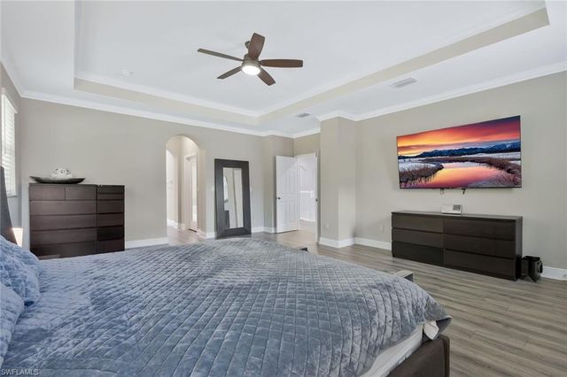 1711 Sarazen PL, Naples, FL 34120