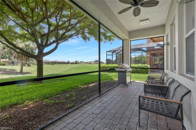 1711 Sarazen PL, Naples, FL 34120