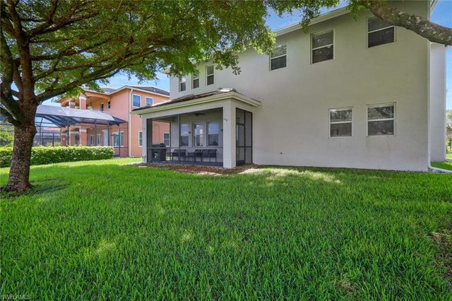 1711 Sarazen PL, Naples, FL 34120