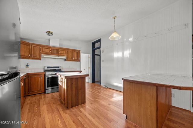 42 Low Tide Lane, Bath, NC 27808