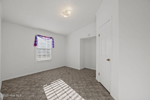 42 Low Tide Lane, Bath, NC 27808