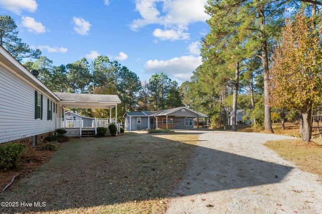 42 Low Tide Lane, Bath, NC 27808
