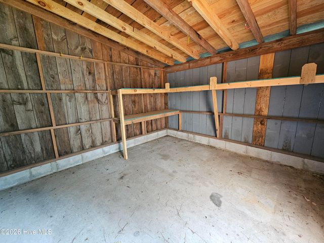 42 Low Tide Lane, Bath, NC 27808