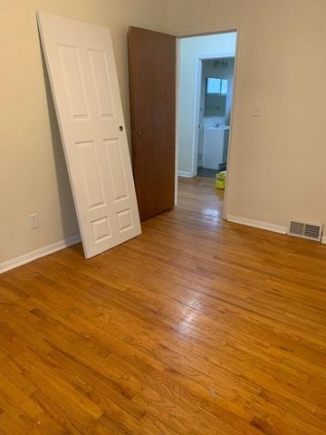 1650 S Harris, Ypsilanti, MI 48198