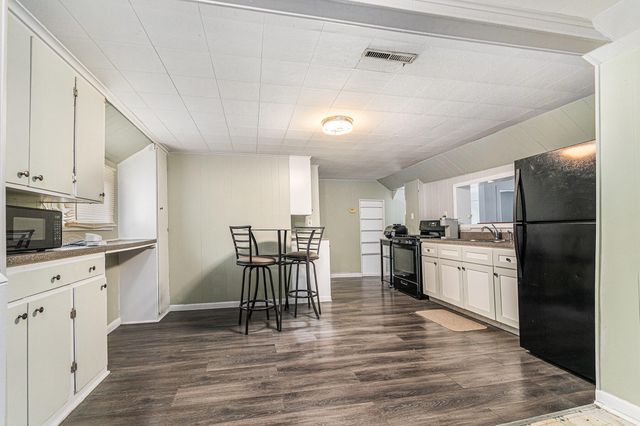 2108 K Street, La Porte, IN 46350