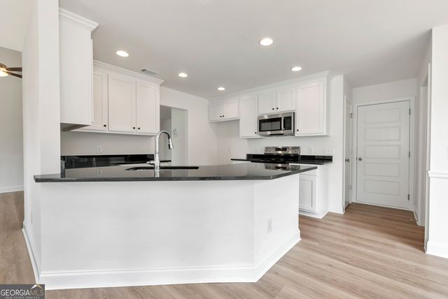 422 Myles Way, Winder, GA 30680