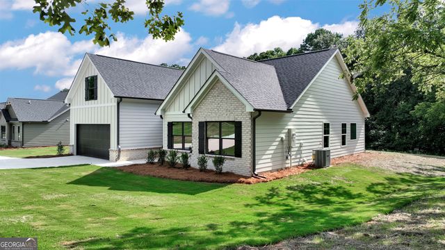 422 Myles Way, Winder, GA 30680