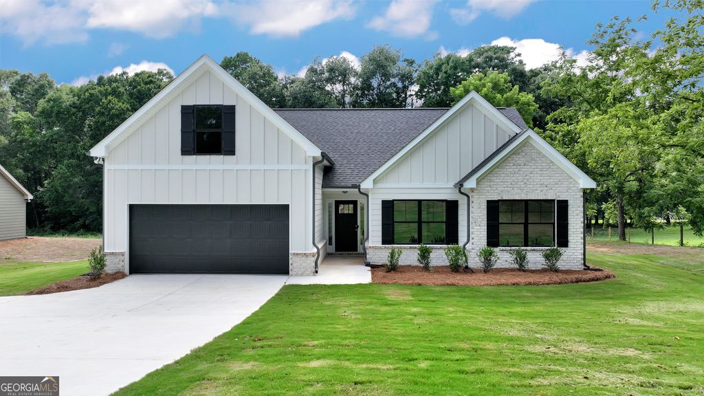 422 Myles Way, Winder, GA 30680