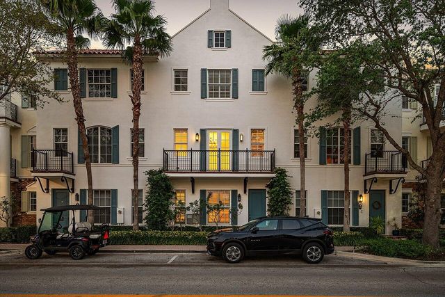 373 E Cannery Row Circle, Delray Beach, FL 33444