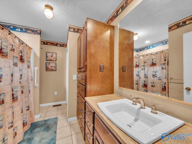 722 Brummel Ave, Bridgeport, AL 35740