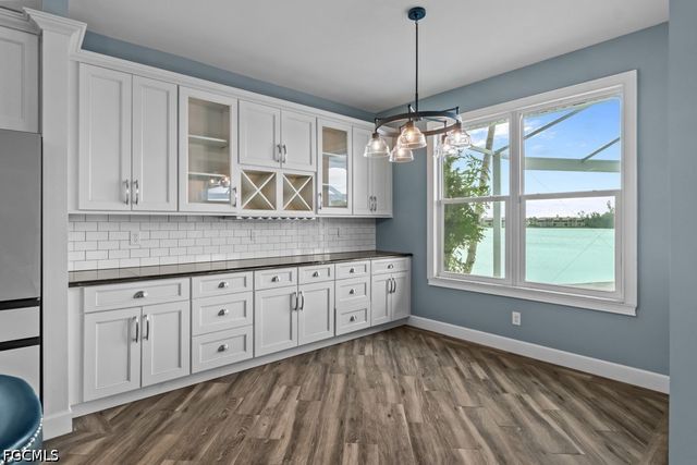 2644 Fairmont Cove CT, Cape Coral, FL 33991