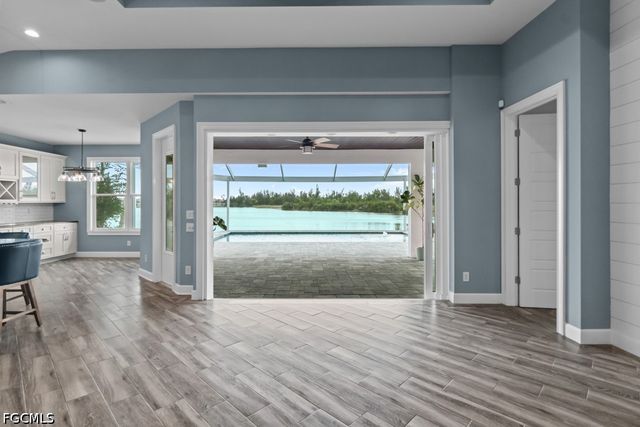 2644 Fairmont Cove CT, Cape Coral, FL 33991