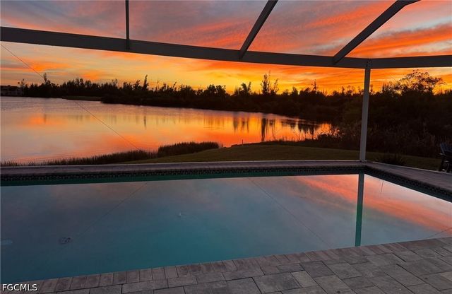2644 Fairmont Cove CT, Cape Coral, FL 33991