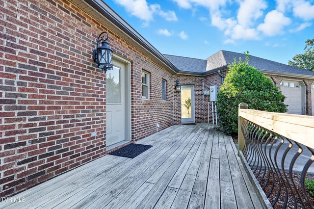 359 Carroll Creek Road, Johnson City, TN 37601