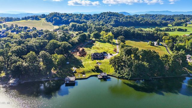 359 Carroll Creek Road, Johnson City, TN 37601