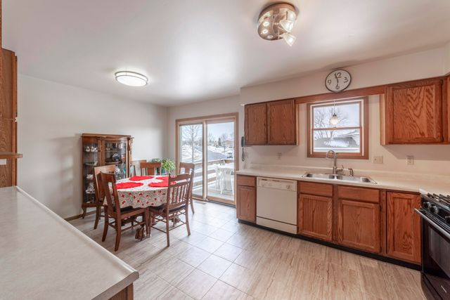 9931 Tyler Street, Crown Point, IN 46307