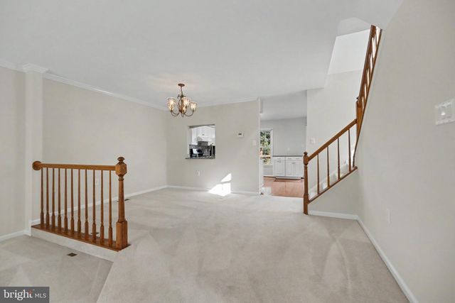 21130 WINDING BROOK SQ, Ashburn, VA 20147