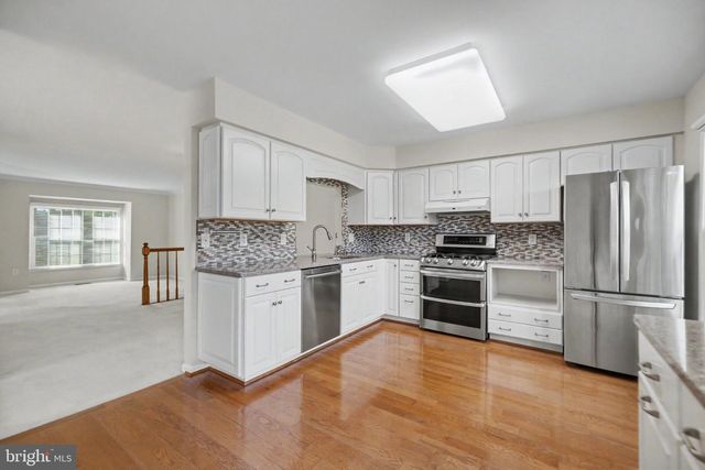 21130 WINDING BROOK SQ, Ashburn, VA 20147