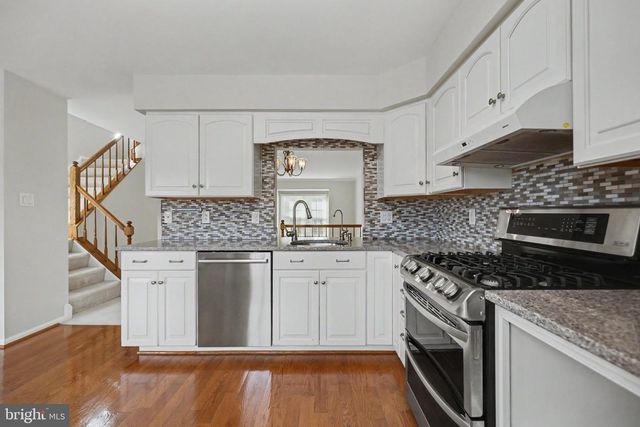 21130 WINDING BROOK SQ, Ashburn, VA 20147