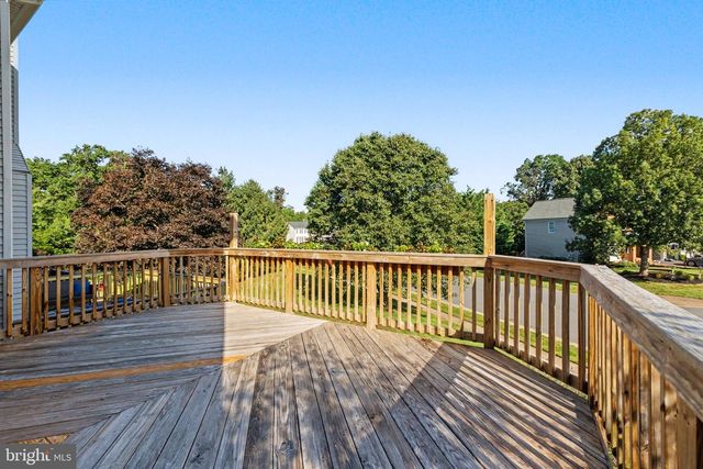 21130 WINDING BROOK SQ, Ashburn, VA 20147